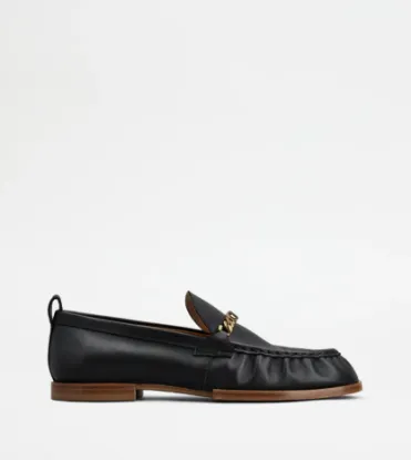 Picture of Loafers In Leather - Black