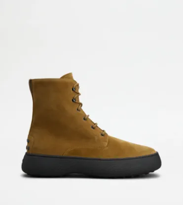 Picture of Tod's W. G. Lace-up Ankle Boots In Suede - Brown