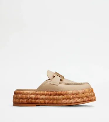 Picture of Kate Platform Mules In Leather - Beige