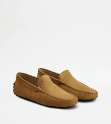 Picture of Gommino Driving Shoes In Nubuck - Brown