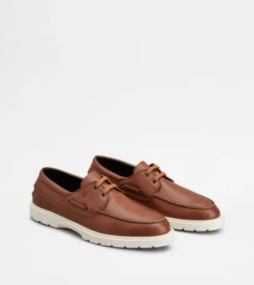 Picture of Boat Shoes In Leather - Brown